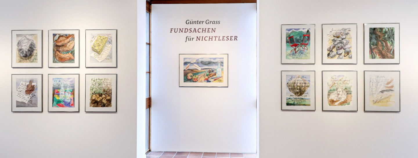 Ausstellungseinblick in Günter Grass - Fundsachen für Nichtleser © Günter und Ute Grass Stiftung / Steidl Verlag